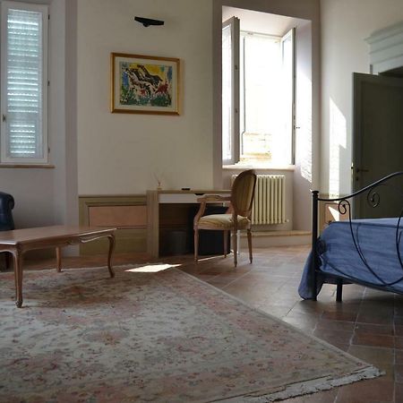 Hotel Palazzo Roberti à Monte San Giusto Extérieur photo