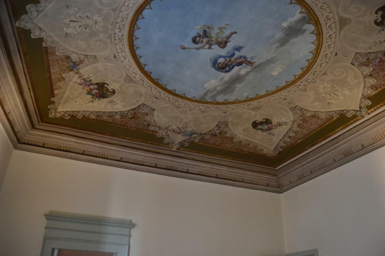 Hotel Palazzo Roberti à Monte San Giusto Extérieur photo